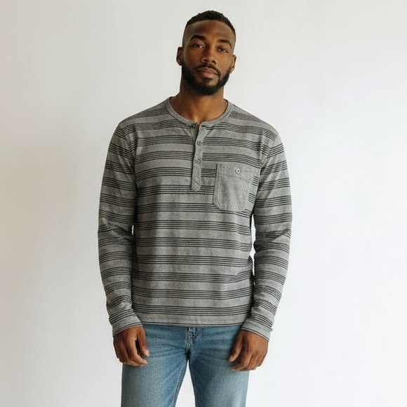 Calvin Klein Other - CALVIN KLEIN | Men’s Striped Body Fit Coupe Top M